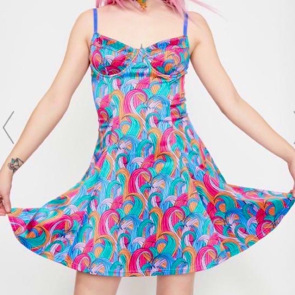 RARE DOLLSKILL x TRIPPY SATIN DRESS - Picture 3 of 10